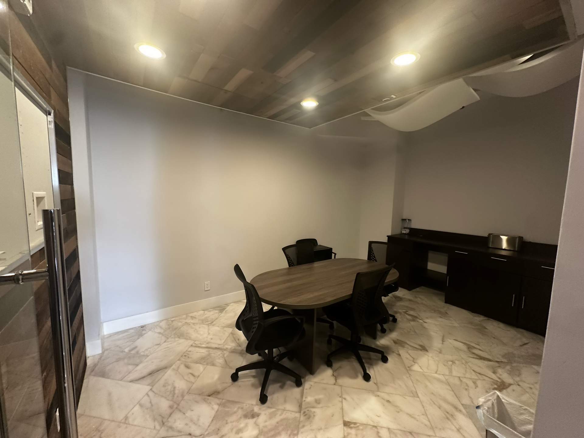 226 Office 4 (3) – Castell Blau