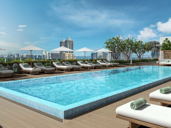 42 Pine Rooftop Pool – Castell Blau