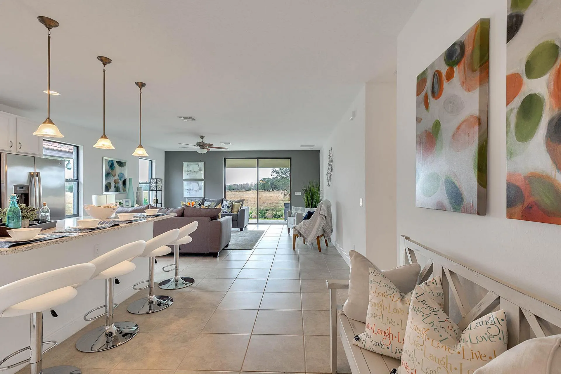 Eagles Landing Great Room – Castell Blau