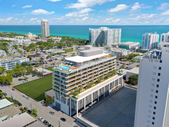 Ella Aerial Beach View – Castell Blau