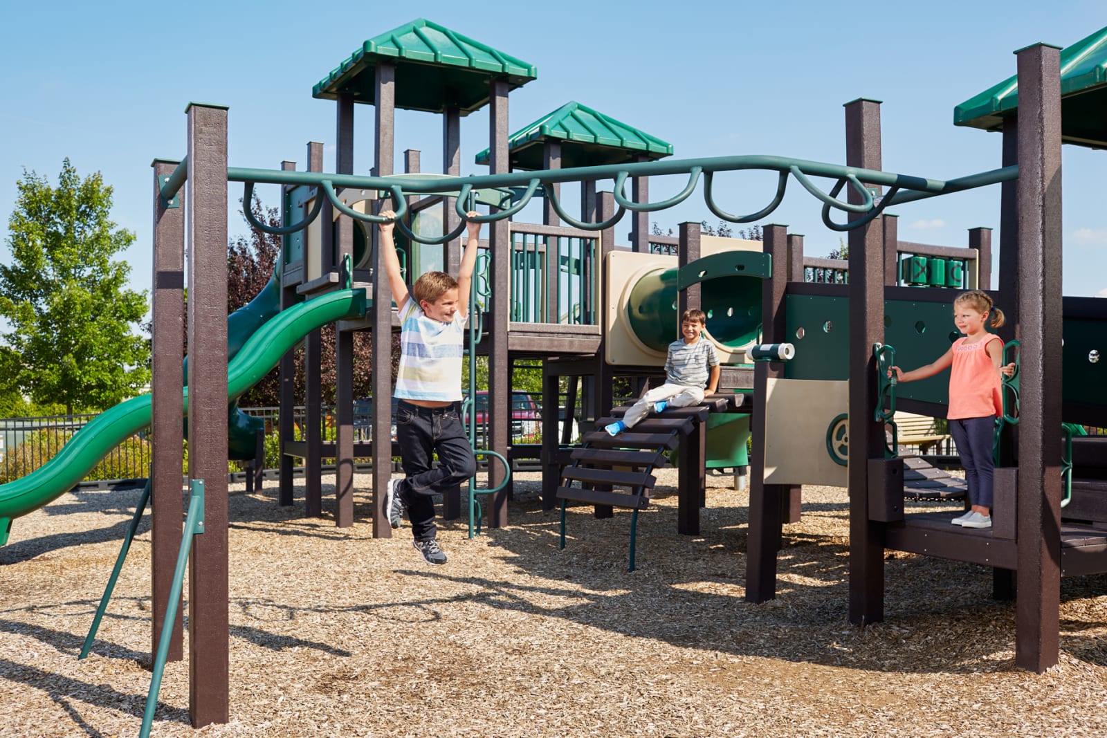 Estates at Nona Sound Playground – Castell Blau