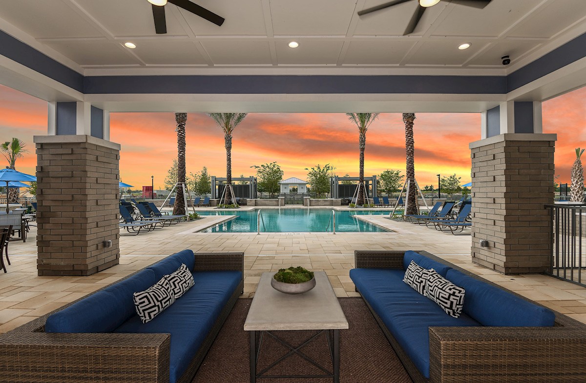Gatherings Lake Nona Pool Lounge – Castell Blau