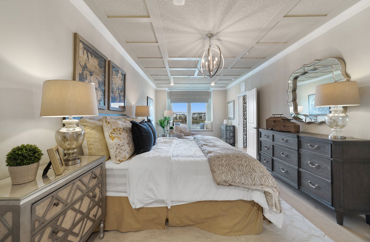Gatherings Lake Nona Primary Bedroom – Castell Blau