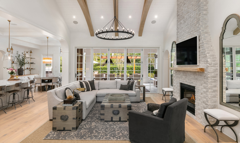 Lake Sheen Sound Living Room – Castell Blau
