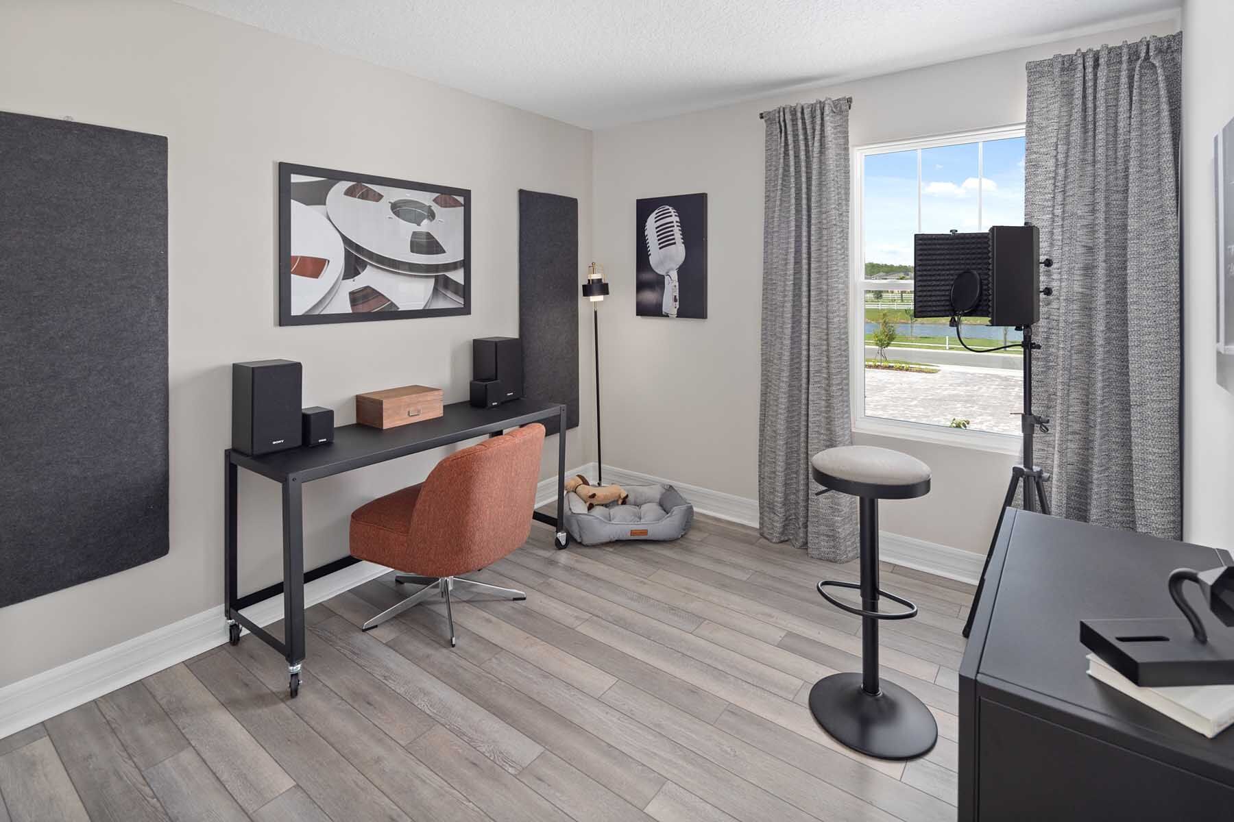 Meridian Parks Home Office – Castell Blau
