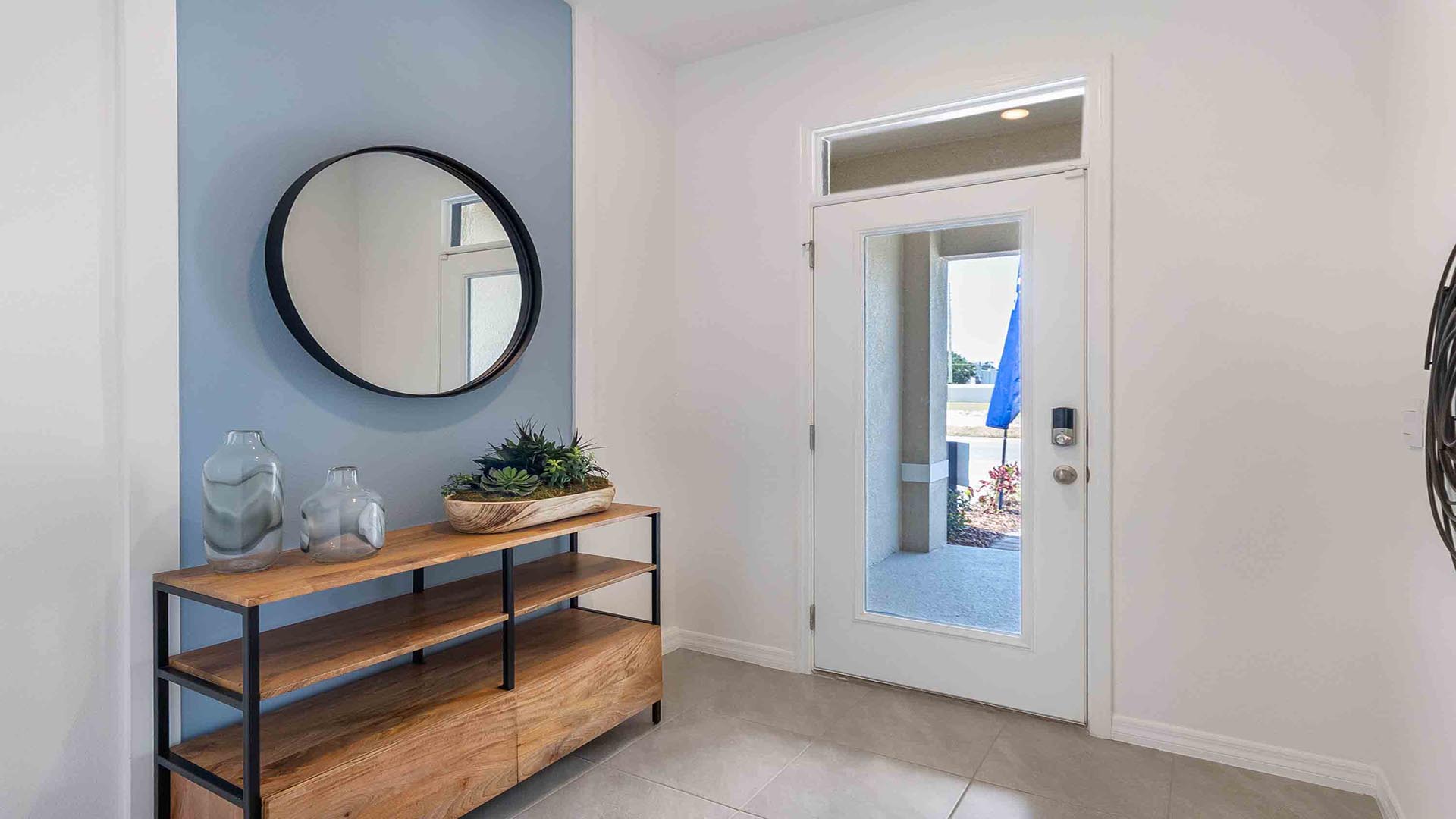 Nona West Entry – Castell Blau