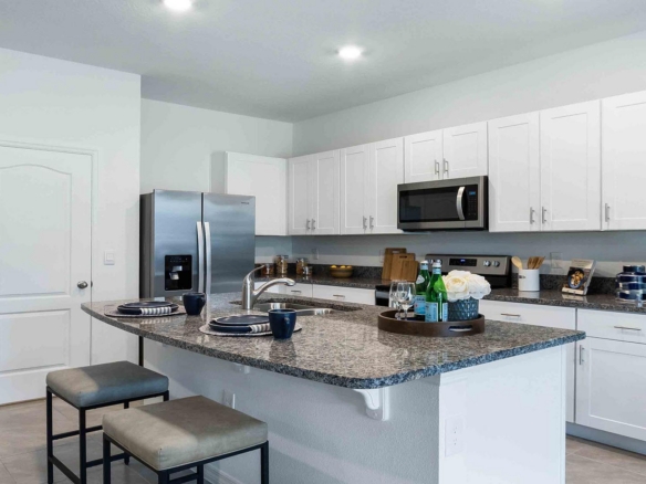 Nona West Kitchen – Castell Blau