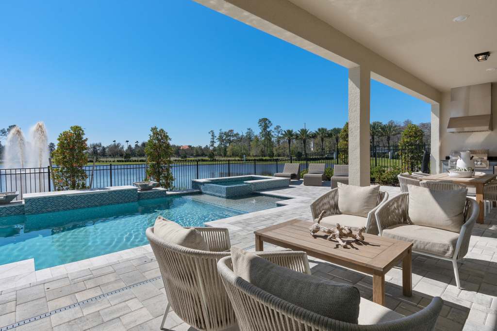 Parkview Reserve Pool Terrace – Castell Blau