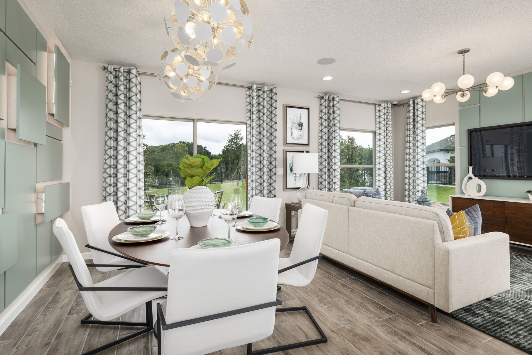 Reeves Place Dining Room – Castell Blau