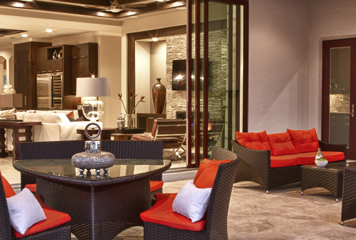 Silliman CitySide Lanai Lounge – Castell Blau