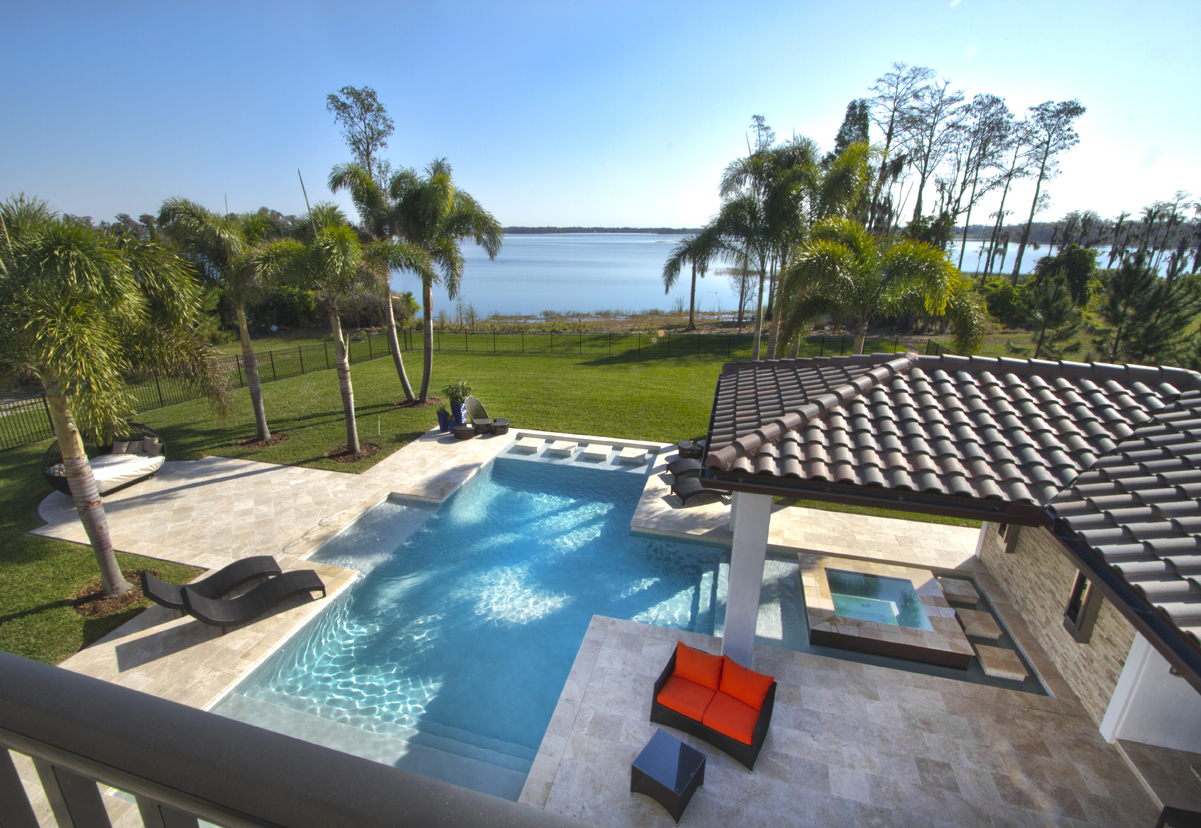Silliman CitySide Pool Lakefront – Castell Blau