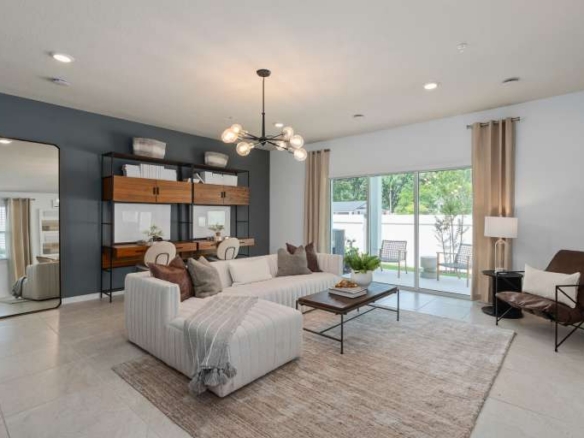 Somerset Lakes Family Room – Castell Blau